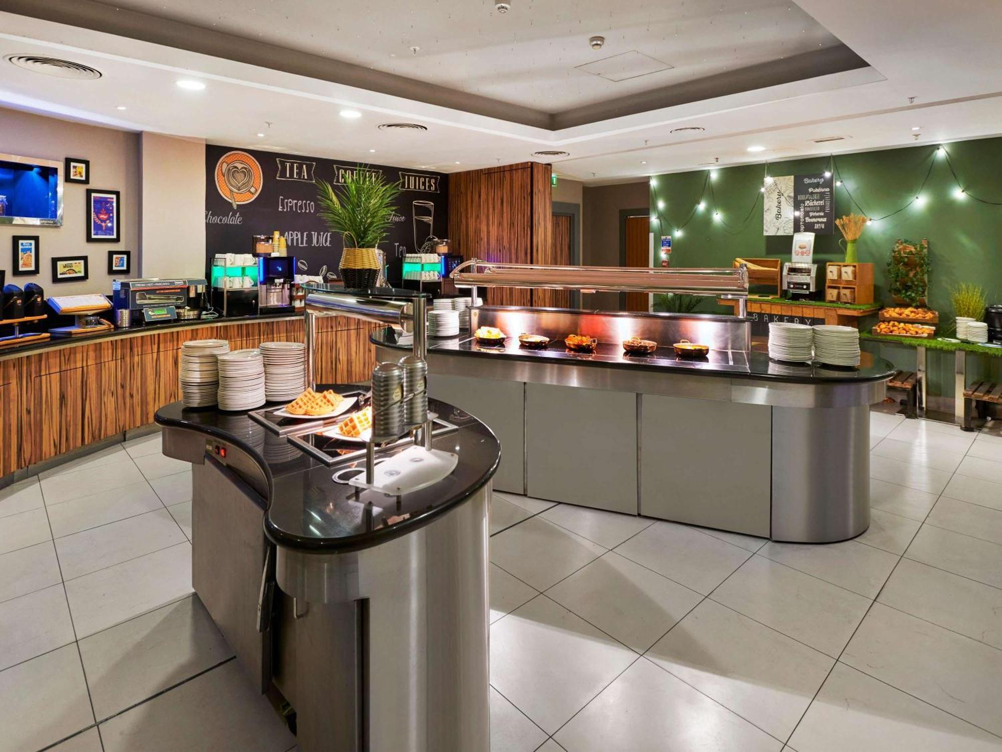 Novotel West Londra